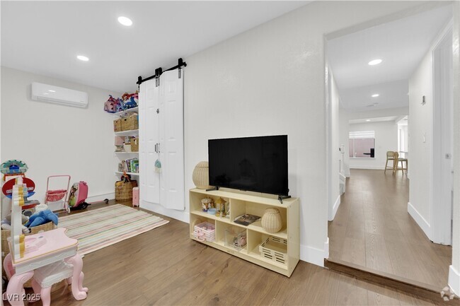 Building Photo - 9305 Magic Flower Ave Rental