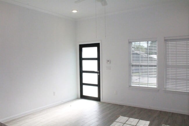 Photo - 3714 Easy St Unit B