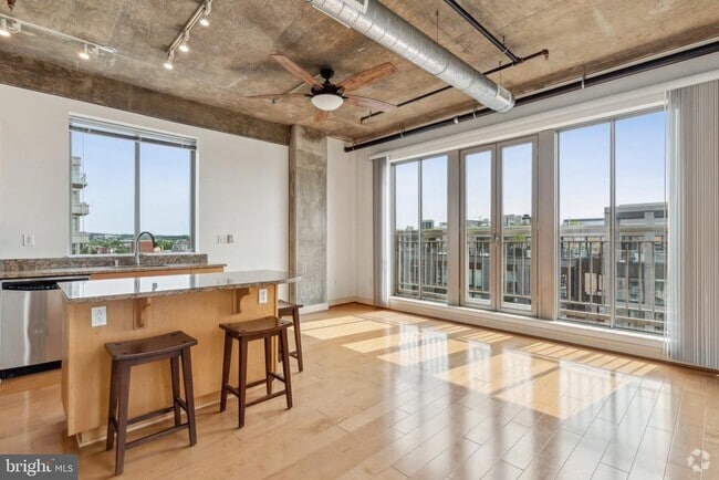 Building Photo - 301 Massachusetts Ave NW Unit 1005 Rental