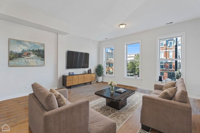 Photo - 2601 W North Ave Unit 2