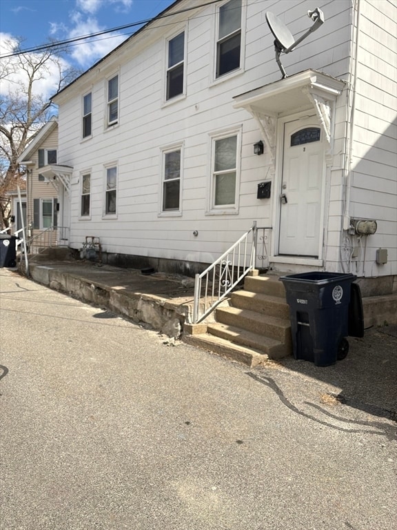 Building Photo - 7 Morrill St