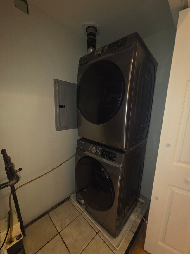 Photo - 3134 Arsenal St Unidad 3134 A Arsenal St