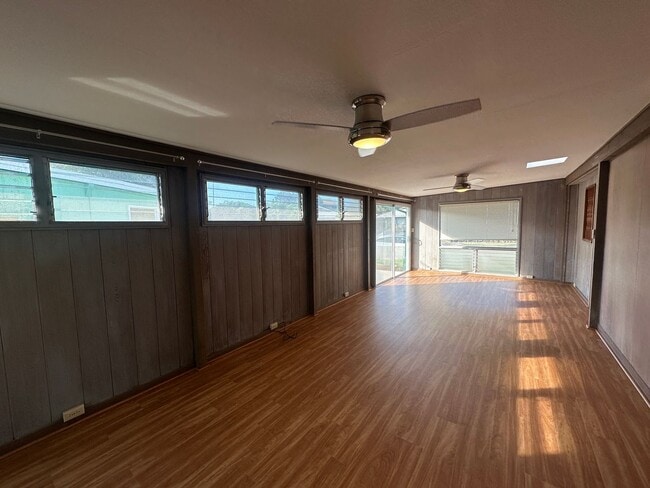 Photo - 929 Maniniholo St