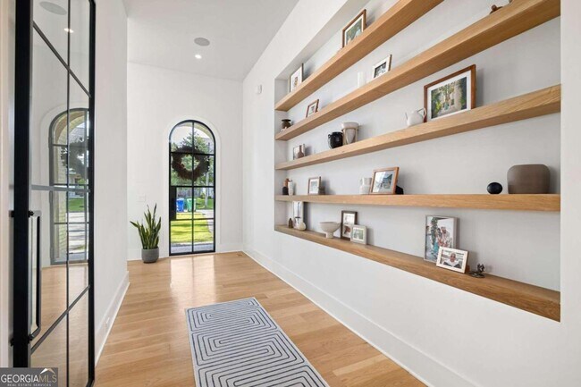 Photo - 1515 Grant Dr NE