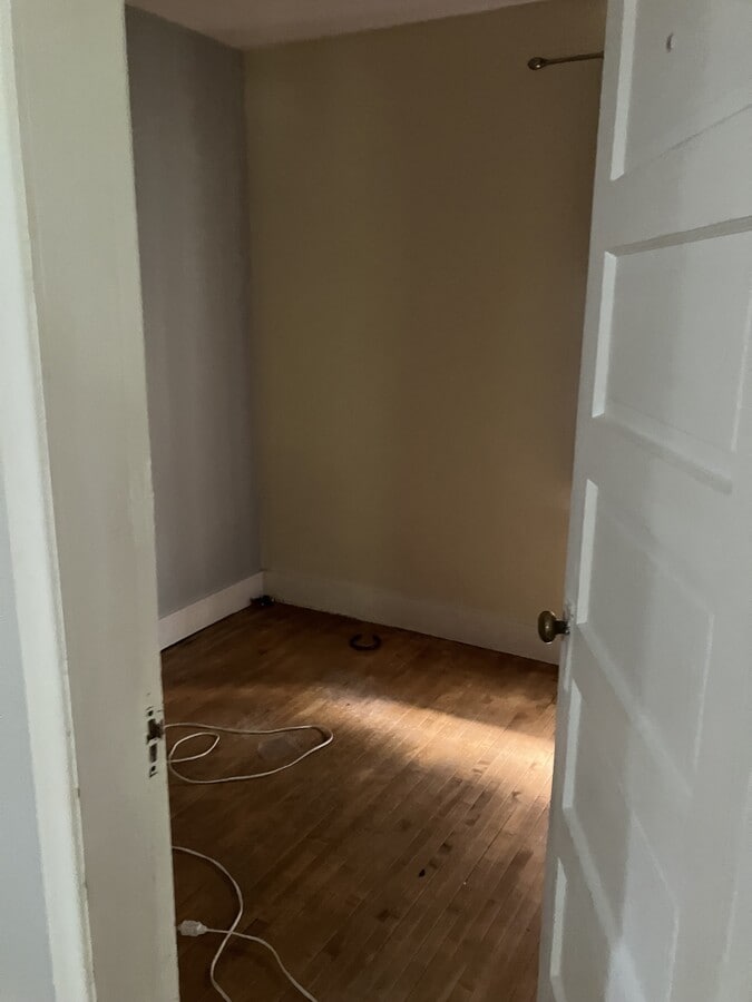 Photo - 2176 Montague St