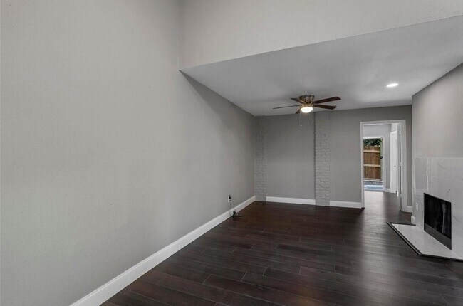 Photo - 1448 Weiler Blvd