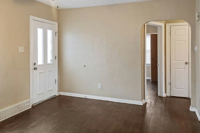 Photo - 1631 Avalon Rd