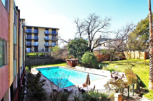 Photo - Fabulous landmark Downtown Austin property! Great downtown neighborhood!