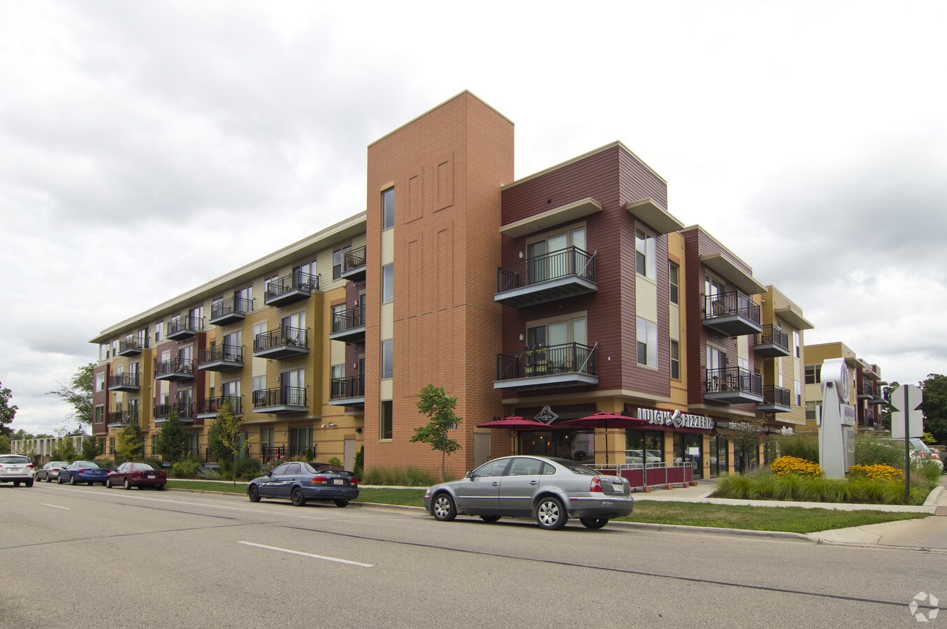 Primary Photo - Sequoya Commons Apartments