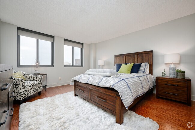 1 BR, 1 BA - 871 SF BEDROOM