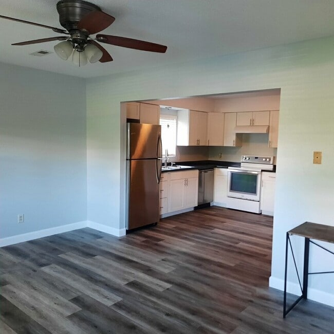 843 W Acres Dr Unit 843 W Acres Drive