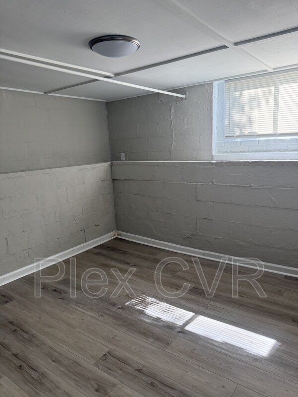 Photo - 2879 Grant Rd