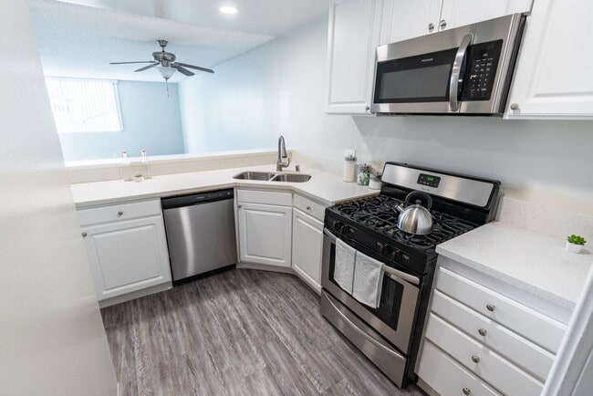 Photo - 4200 S Harbor Blvd