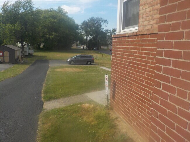 Overflow parking/gardening - 4832 E Trindle Rd Unit #4