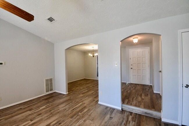 Photo - 11846 S Marianne Cir