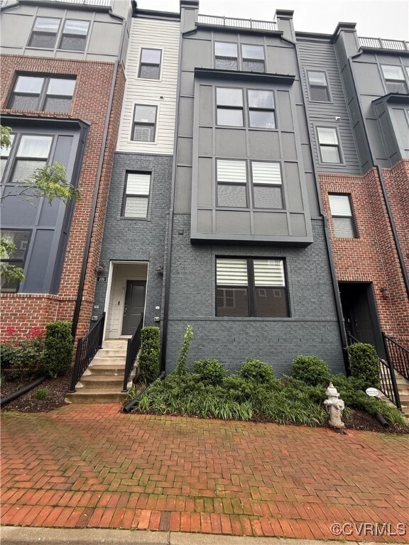 Photo - 103 Old Charles St Townhome