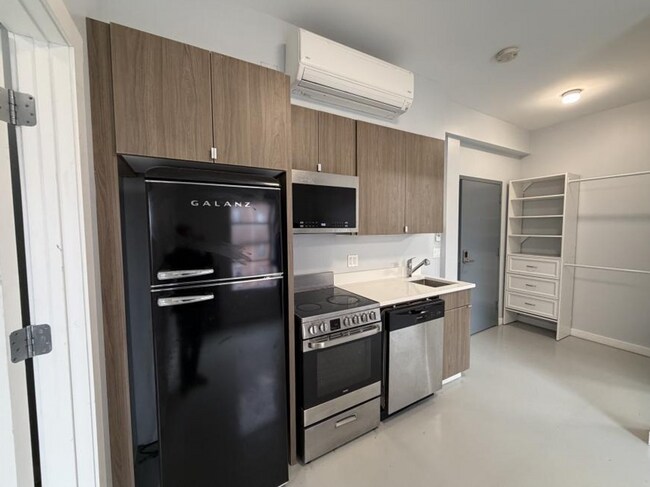 Photo - 4700 N Racine Ave Unit 206