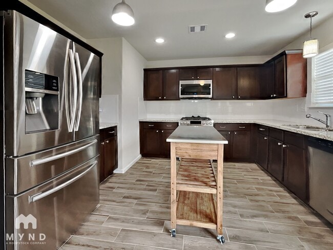 Photo - 4928 Stimson St