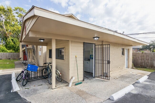 Photo - 3641 N MacGregor Way Unit 31