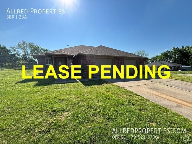 Building Photo - 962 Erika Ave Rental