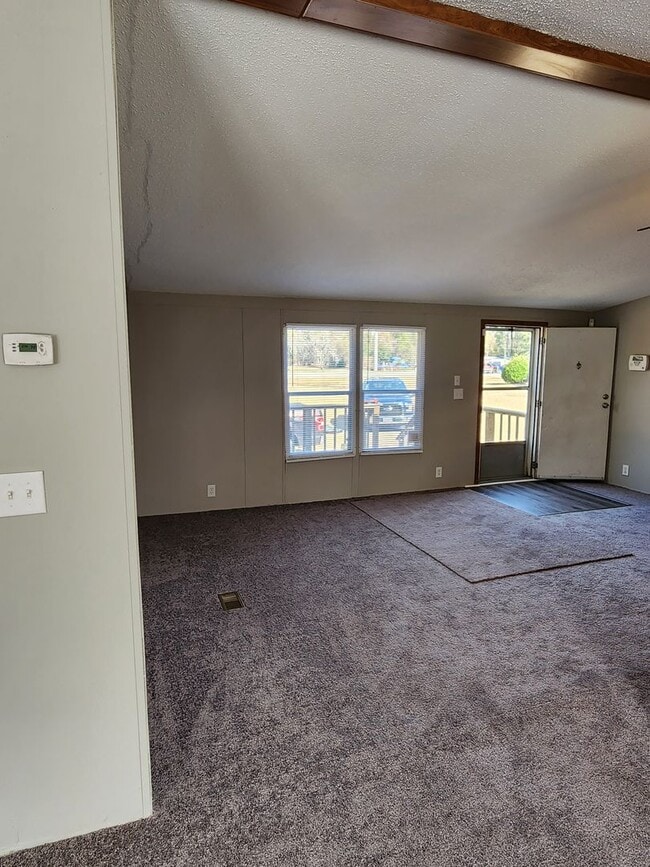 Photo - 7965 E Oglethorpe Hwy