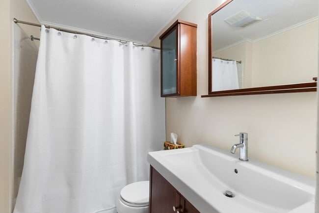 Photo - 170 Marlborough St Unit 8