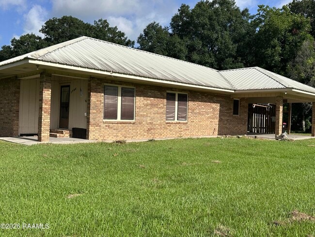 1704 Savoy Rd