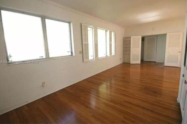 3921 Meridian Ave Unit 3C