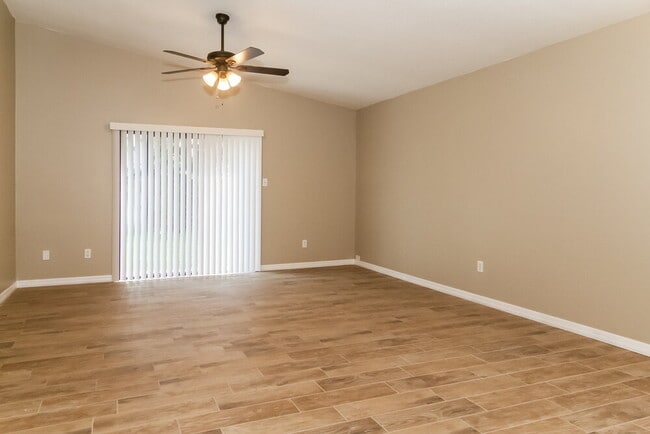 Photo - 1345 Bridlebrook Dr