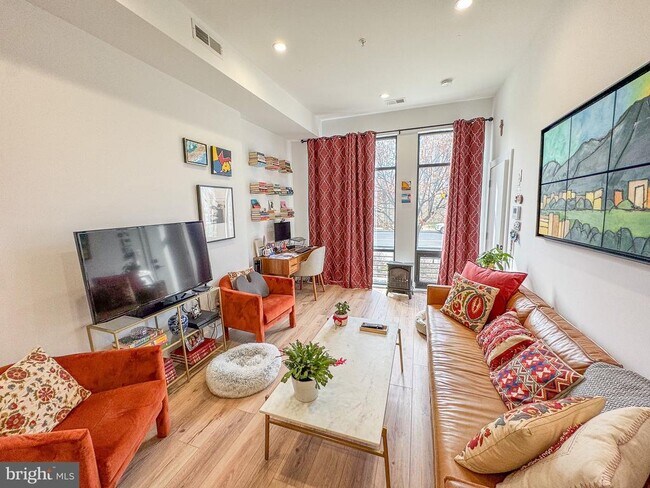 Photo - 5309 Connecticut Ave NW Unit 1