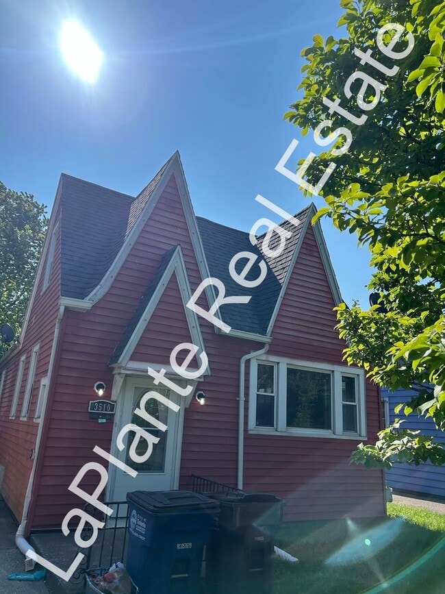 Photo - 3510 Wallwerth Dr House