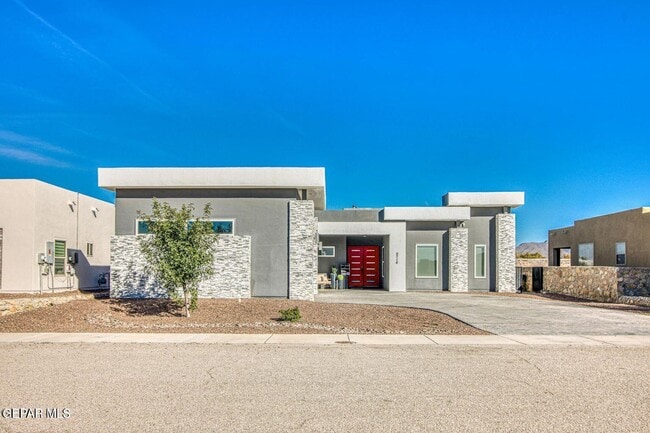 Building Photo - 6716 Rio Haciendas