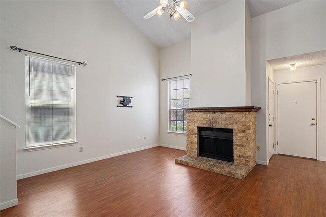 Photo - 315 Rawhide Loop