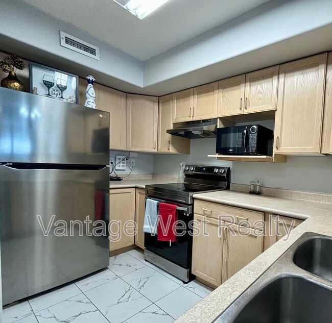 Photo - 3115-3115 De Montreuil Ct