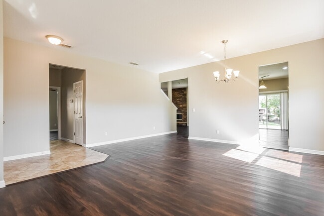 Photo - 30030 Messara Cove