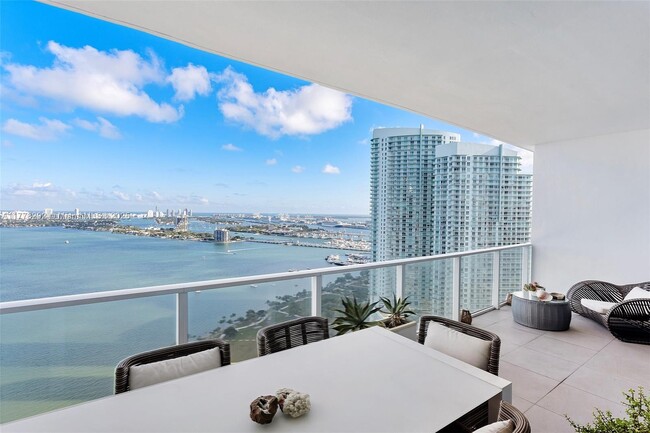 Photo - 2020 N Bayshore Dr Rental