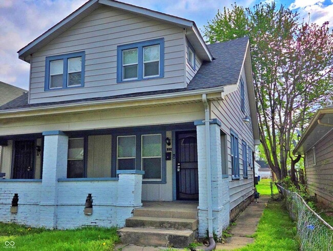 Photo - 1339 W Lee St