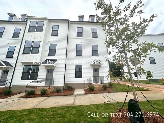 Building Photo - 15328 Ballancroft Pkwy Rental