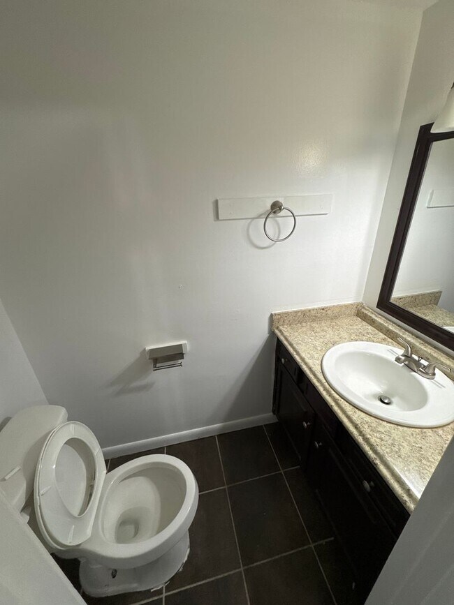 1021 Talbot Ave Unit B