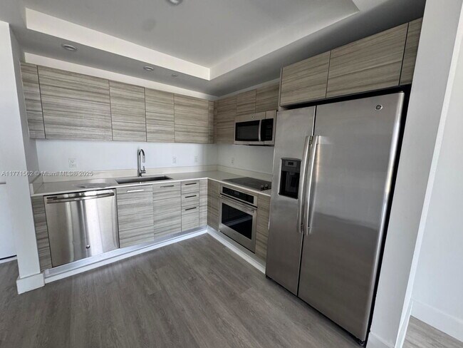 Photo - 121 NE 34th St Unit 1711