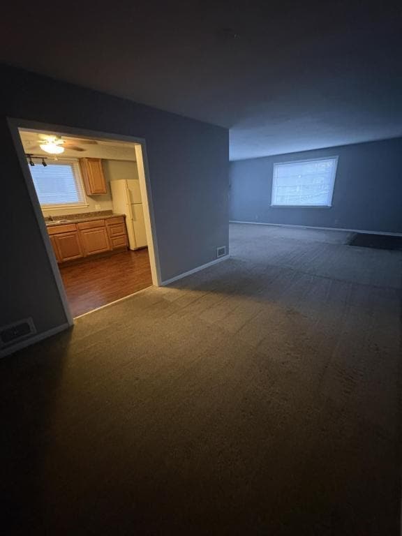 Photo - 66 W Main St