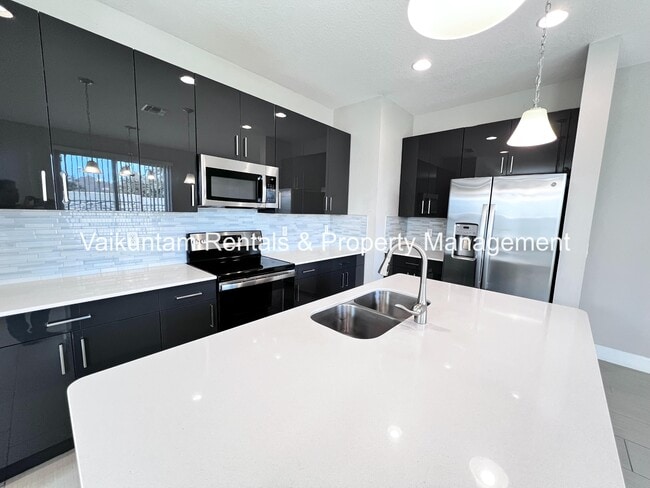 Photo - 1421 Captiva Cv