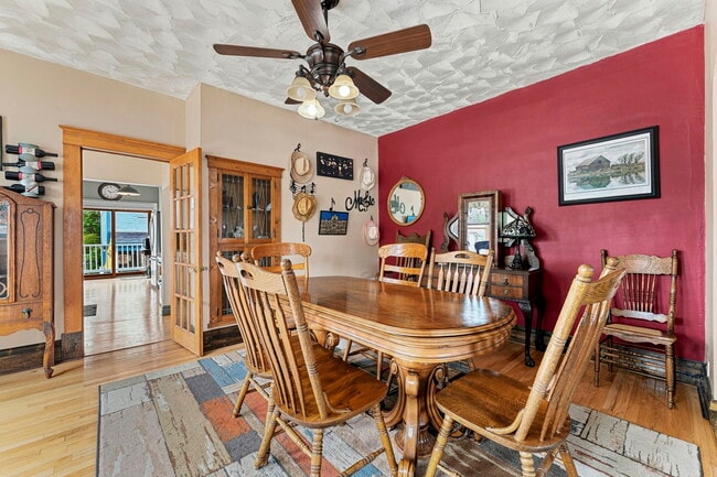 200 E 25th St Unit 1