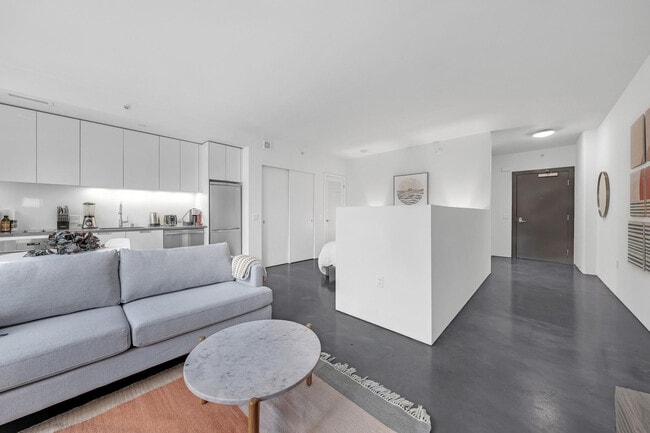 Photo - 18 10th St Unit FL6-ID278460P