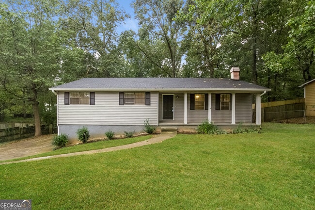 Building Photo - 5845 S Quail Dr