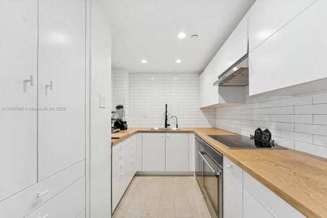 Photo - 20 Island Ave