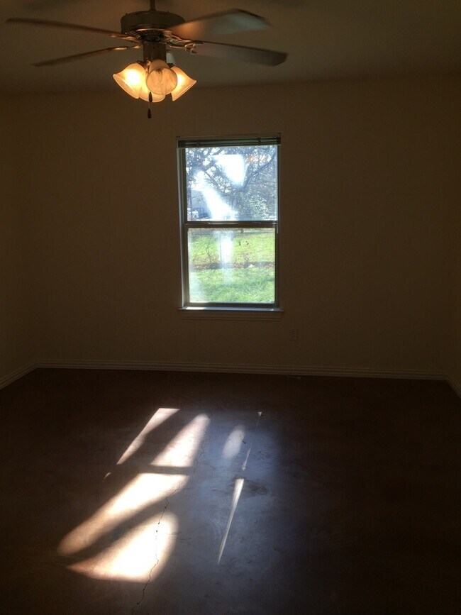 1006 Jameson St Unit 1006