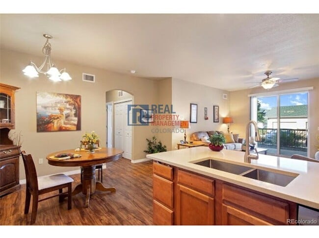 Photo - 7222 S Blackhawk St Unit 103