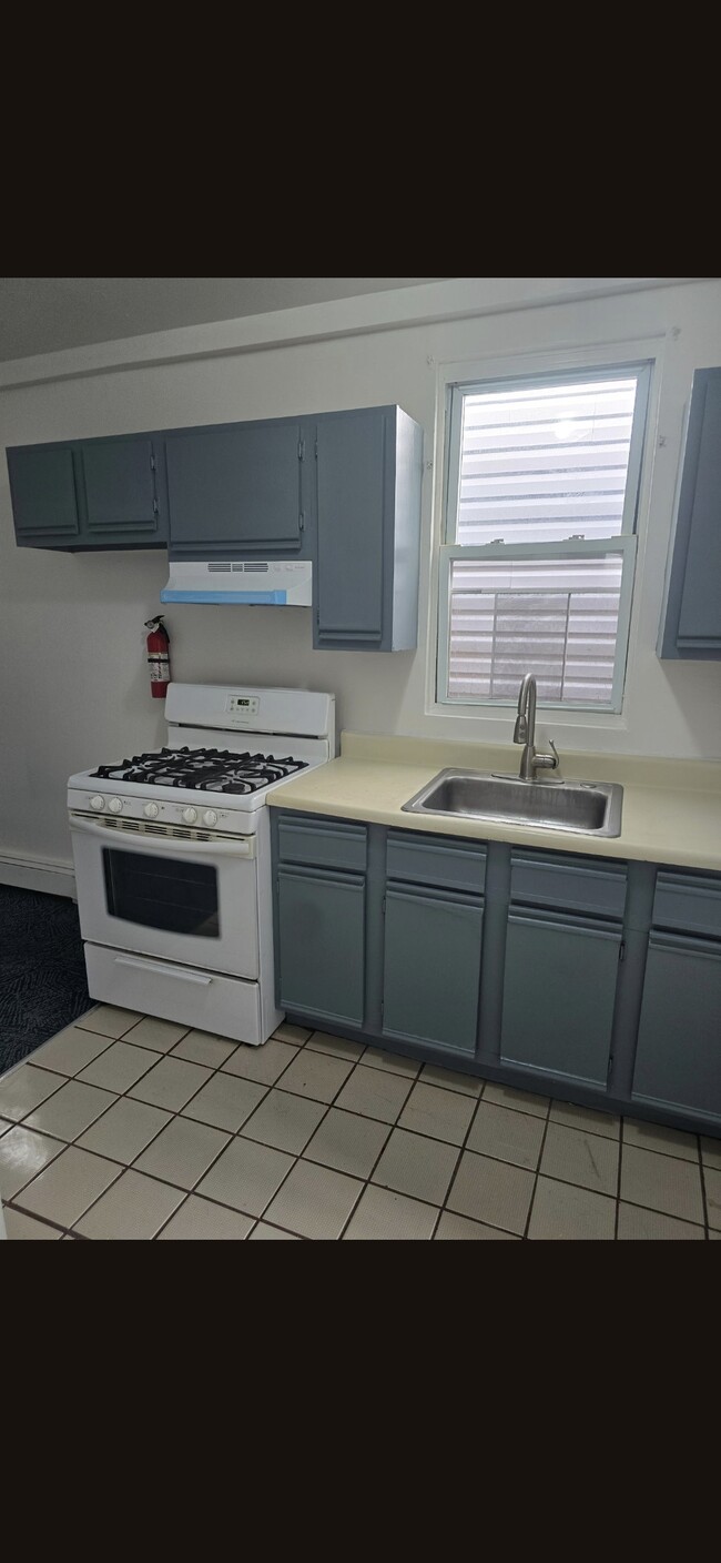 Photo - 416 6th St Unit 1 BEDROOM APT FOR RENT