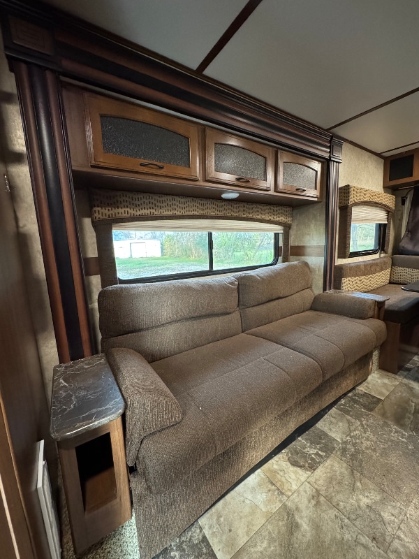 Photo - 15439 Elgin St